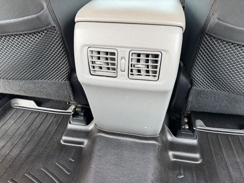 Used 2013 Toyota 4Runner SR5 w/ Convenience Pkg AWD/4WD image 33