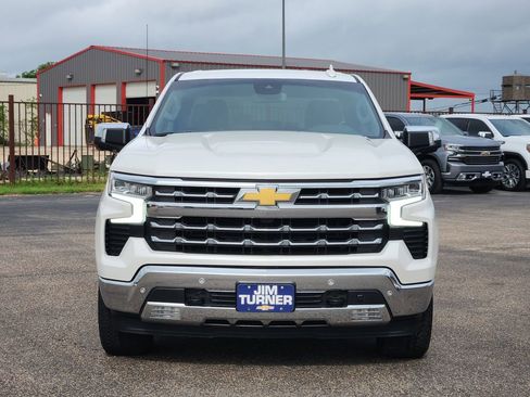 Certified 2022 Chevrolet Silverado 1500 LTZ image 2
