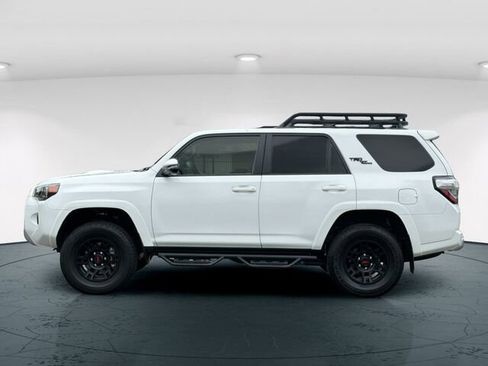 Used 2024 Toyota 4Runner TRD Off-Road Premium w/ Off Road Premium Plus Package image 4