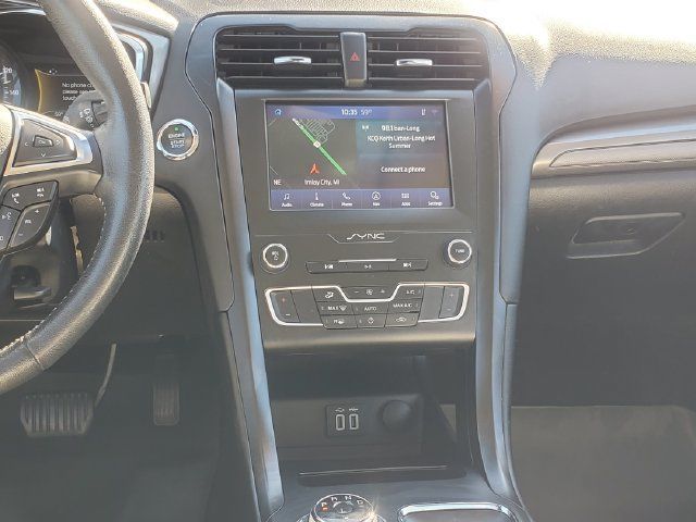 Used 2020 Ford Fusion SE w/ Equipment Group 151A FWD image 25