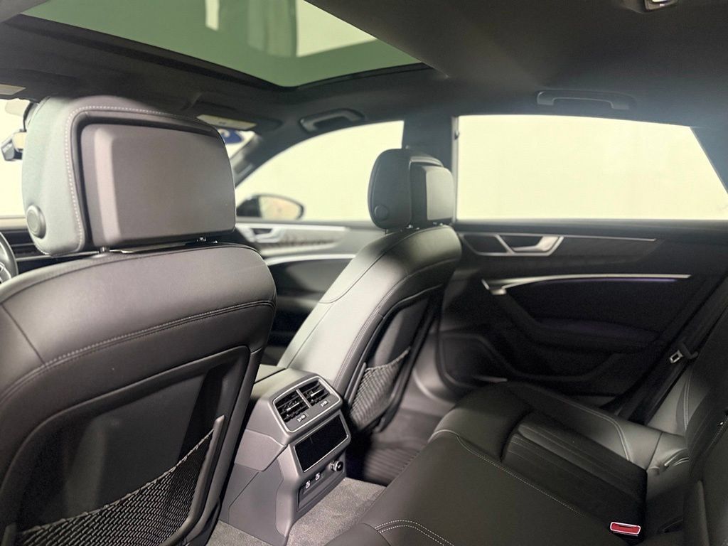 Used 2021 Audi A7 e Premium Plus w/ Interior Protection Package AWD/4WD image 22