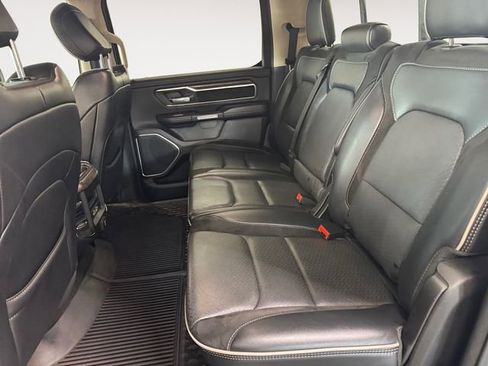 Used 2019 RAM 1500 Laramie AWD/4WD image 21