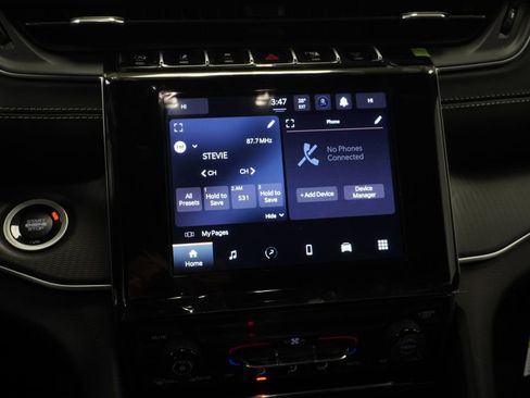 New 2026 Jeep Grand Cherokee Laredo AWD/4WD image 20