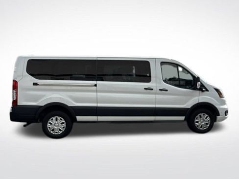 Used 2023 Ford Transit 350 XLT RWD image 5