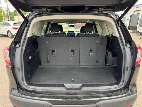 Used 2022 Subaru Ascent Limited AWD/4WD image 25