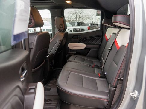 Used 2024 GMC Canyon AT4X image 13