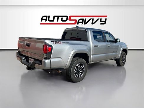 Used 2023 Toyota Tacoma TRD Sport image 7