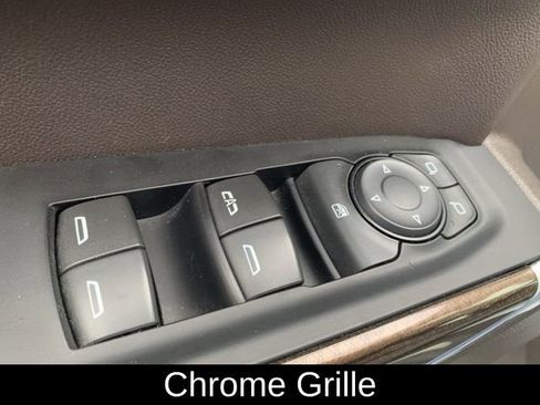 Used 2020 Chevrolet Silverado 1500 LT image 24