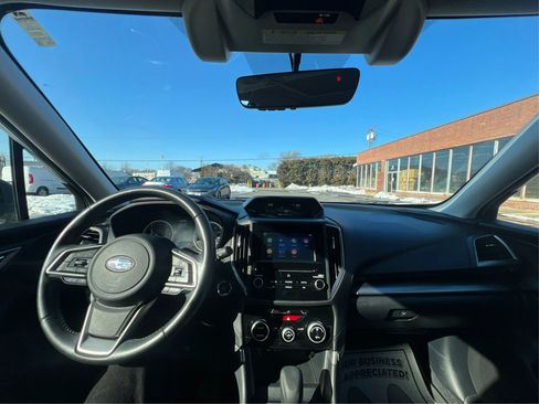 Used 2020 Subaru Forester Premium image 23