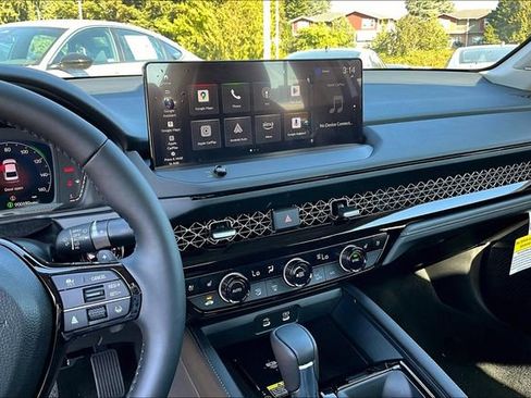 New 2025 Honda Accord Touring image 8