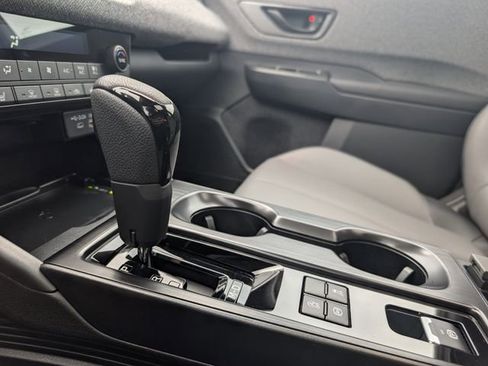 Used 2026 Subaru Outback Premium image 19