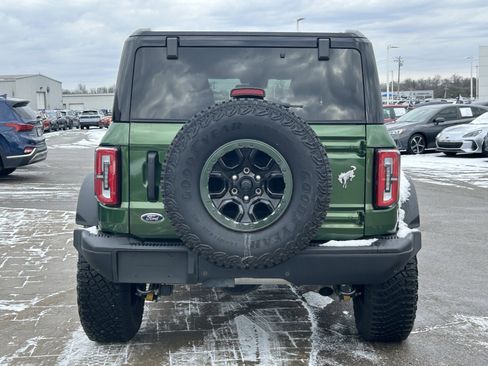 Used 2024 Ford Bronco Badlands image 6