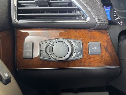 Used 2013 Lincoln MKX FWD image 18