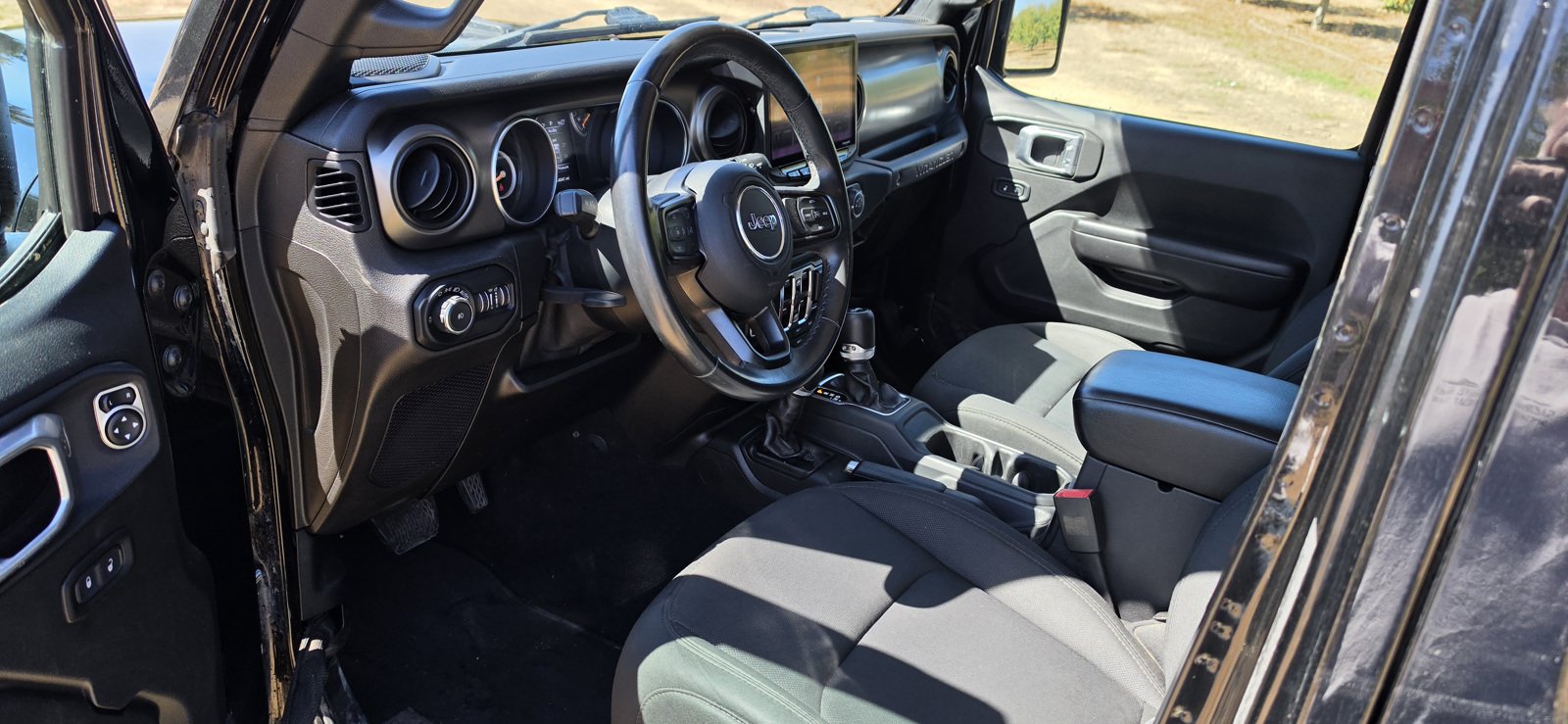 Used 2019 Jeep Wrangler Unlimited Sport S AWD/4WD image 10