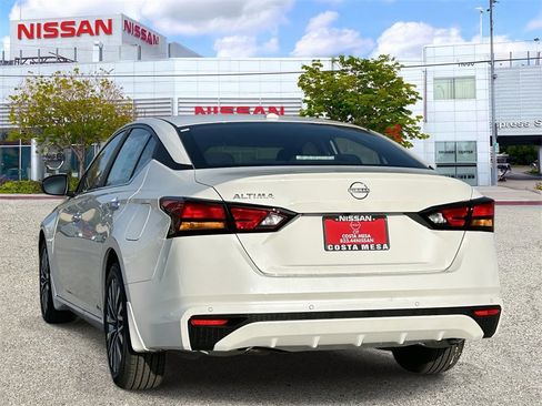New 2025 Nissan Altima 2.5 SV image 3