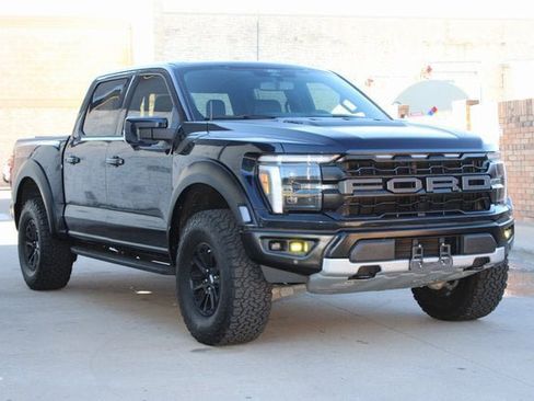 Used 2024 Ford F150 Raptor image 2