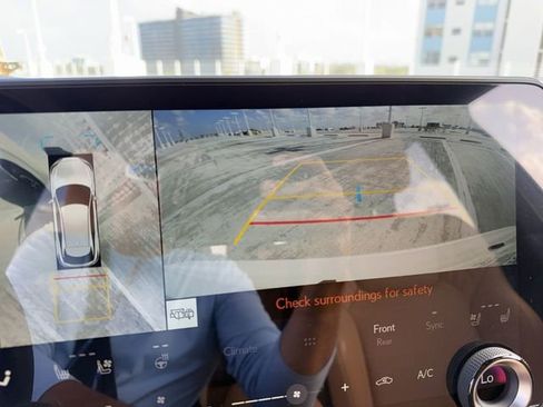 Certified 2025 Lexus RX 350 Premium w/ Accessory Package (K3) image 17