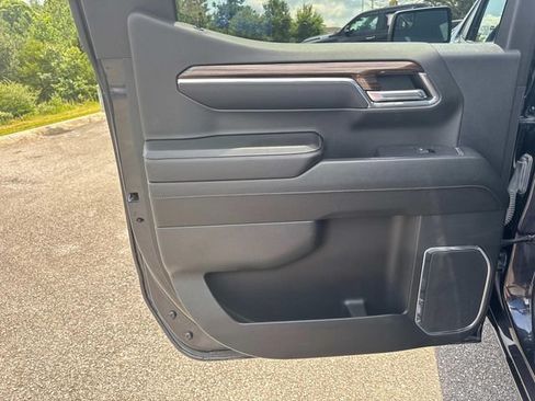 Used 2024 Chevrolet Silverado 1500 LT w/ Protection Package AWD/4WD image 15