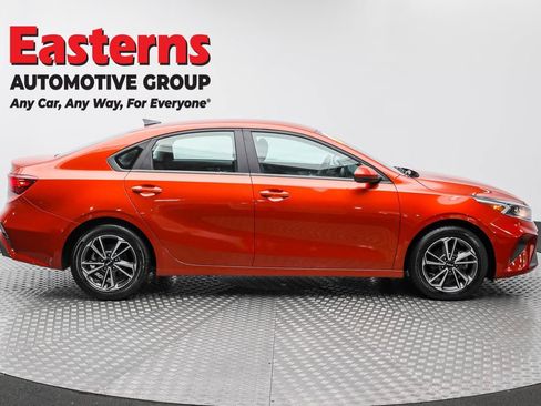 Used 2023 Kia Forte LXS image 4
