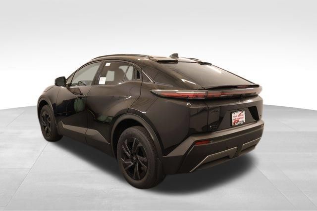 New 2026 Toyota C-HR AWD/4WD image 4