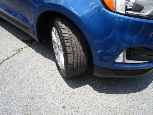 Used 2021 Ford Edge Titanium w/ Cargo Accessory Package FWD image 33