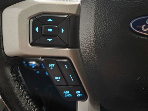 Used 2022 Ford F250 Lariat w/ Lariat Ultimate Package AWD/4WD image 47