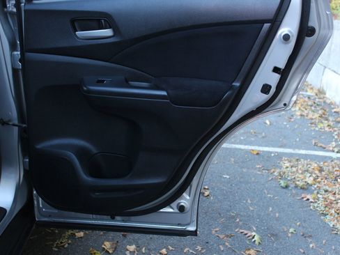 Used 2014 Honda CR-V EX image 16