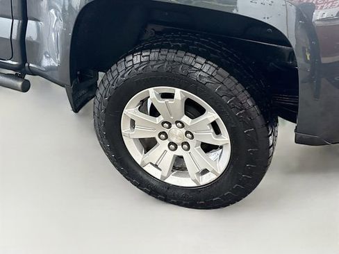 Used 2019 Chevrolet Colorado LT w/ LT Convenience Package image 29