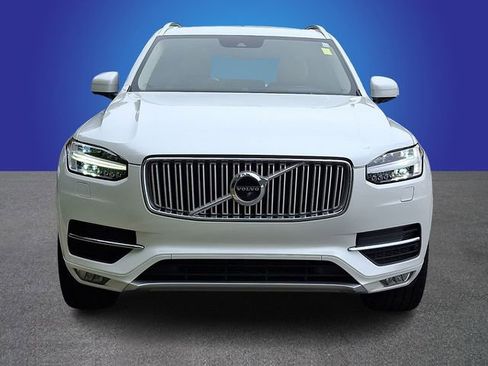 Used 2016 Volvo XC90 T6 Inscription w/ Vision Package AWD/4WD image 2