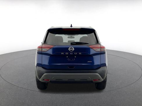 Used 2025 Nissan Rogue SV AWD/4WD image 8
