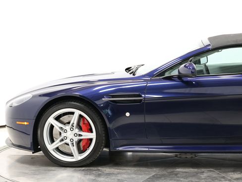 Used 2016 Aston Martin V8 Vantage GT RWD image 81