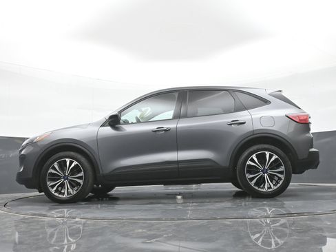 Used 2022 Ford Escape SE w/ SE Sport Appearance Package AWD/4WD image 45