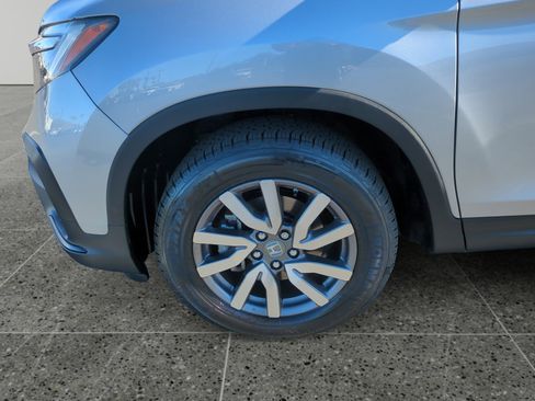 Used 2021 Honda Pilot EX image 14