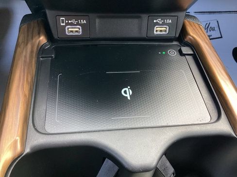 Used 2020 Honda CR-V Touring image 22