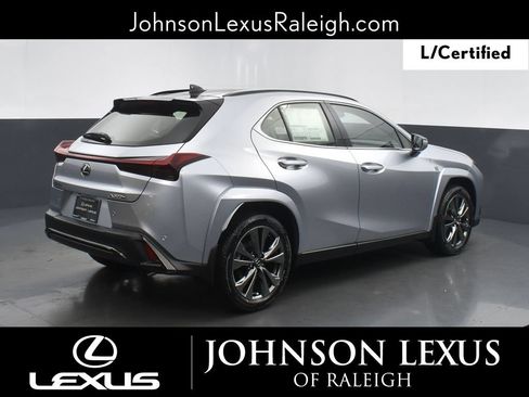 Used 2025 Lexus UX 300h FWD image 9