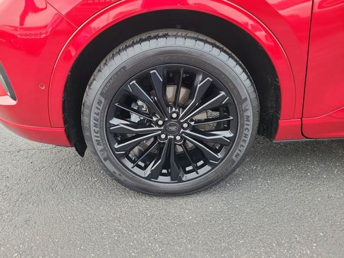 Used 2024 Ford Escape ST-Line Elite w/ Premium Technology Package image 7