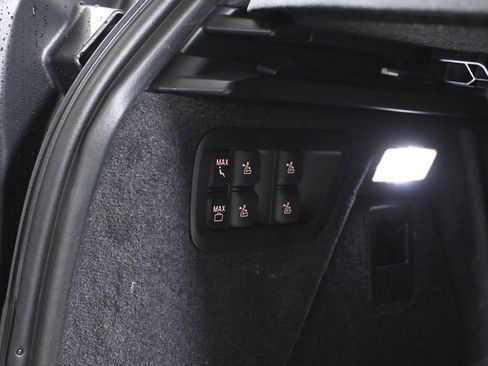 New 2026 BMW X7 xDrive40i w/ M Sport Package AWD/4WD image 38