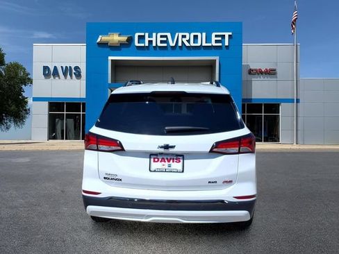 Used 2023 Chevrolet Equinox RS w/ RS Leather Package AWD/4WD image 4