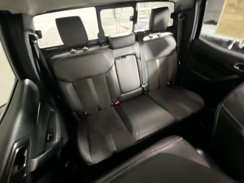 Used 2023 Ford Ranger Lariat w/ Tremor Off-Road Package AWD/4WD image 33