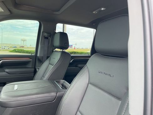 Used 2026 GMC Sierra 2500 Denali w/ Denali Reserve Package AWD/4WD image 13