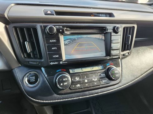 Used 2018 Toyota RAV4 XLE image 12