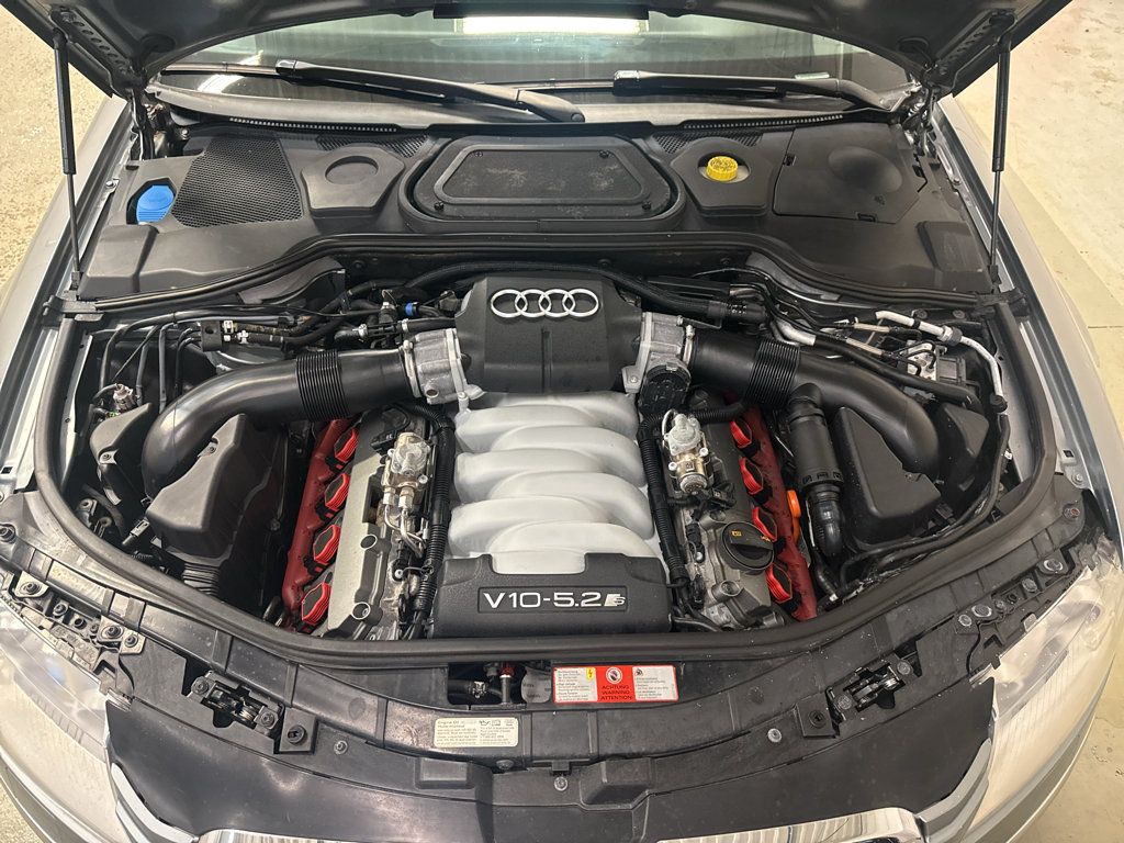 Used 2008 Audi S8 AWD/4WD image 34