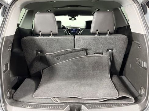 Used 2023 GMC Acadia SLT w/ Elevation Edition image 48