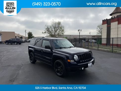 Used 2017 Jeep Patriot Sport image 3