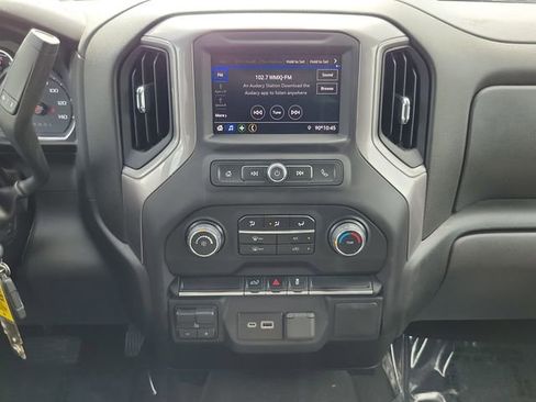 Used 2023 Chevrolet Silverado 2500 Custom w/ Custom Convenience Package image 15