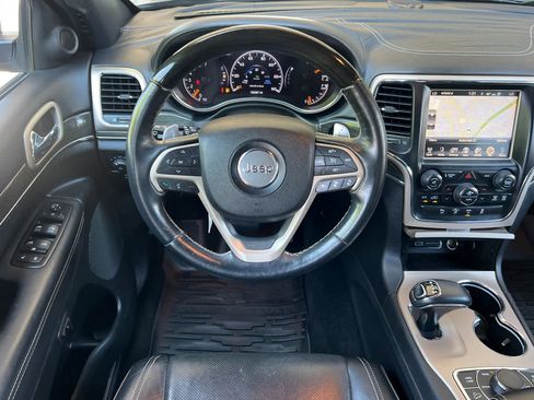 Used 2014 Jeep Grand Cherokee Overland w/ Advanced Technology Group AWD/4WD image 15