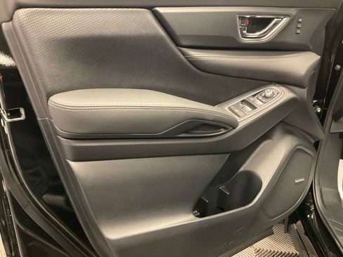 New 2026 Subaru Ascent Limited AWD/4WD image 16