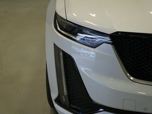 New 2025 Cadillac XT6 Sport image 10