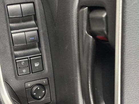 Used 2021 Toyota RAV4 LE FWD image 26