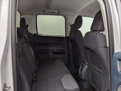 Used 2022 Ford Maverick XL image 17